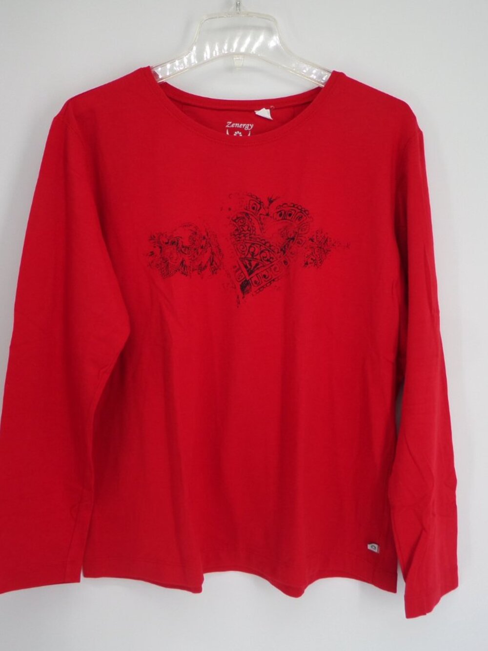 Chico's Zenergy  Women's Long Sleeve Red n Black Heart Print Top  Size 3 US XL